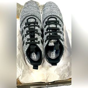 NWT Adidas Women's Puremotion Running Shoe. Size 7.5